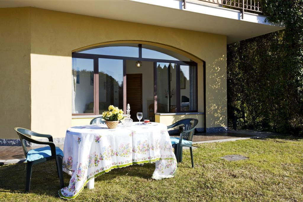 Villa Panorama Porto Valtravaglia Esterno foto
