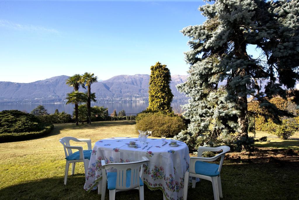 Villa Panorama Porto Valtravaglia Esterno foto