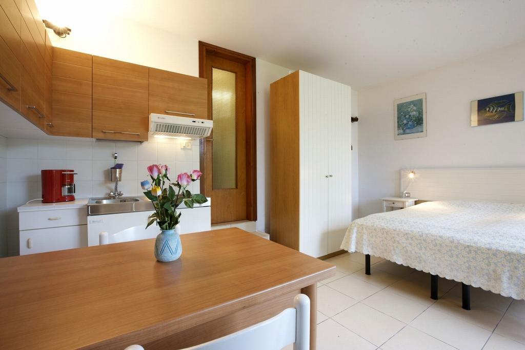 Villa Panorama Porto Valtravaglia Esterno foto