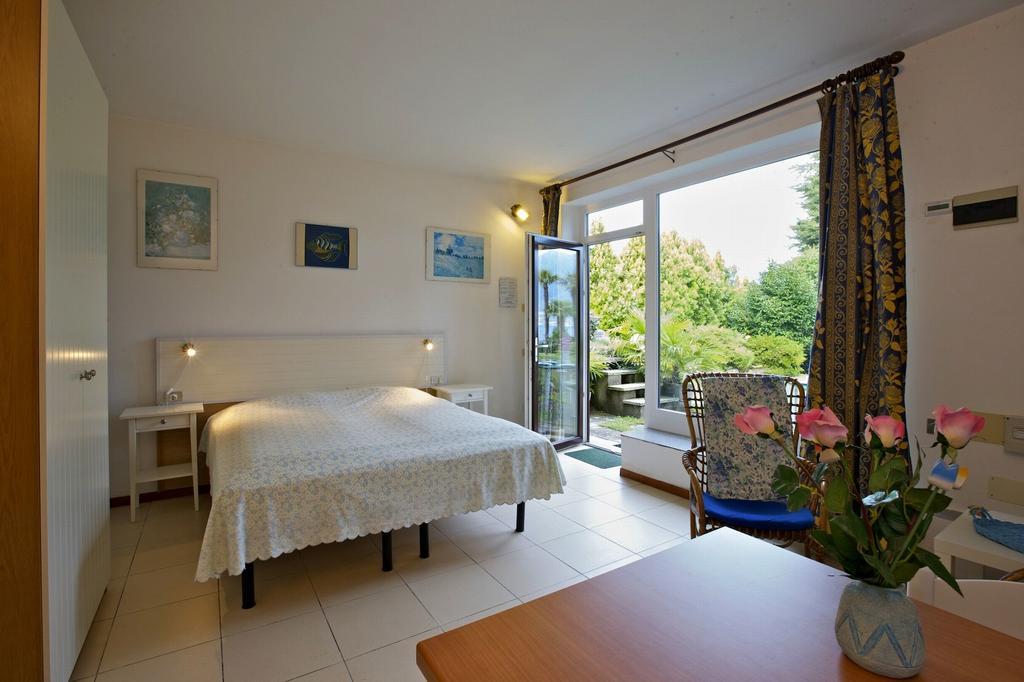 Villa Panorama Porto Valtravaglia Esterno foto